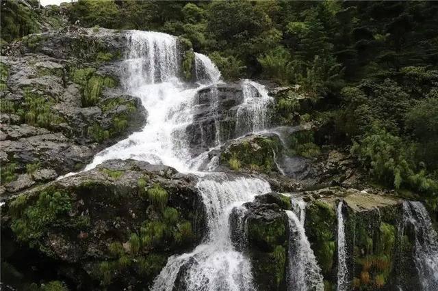 圣铠传说